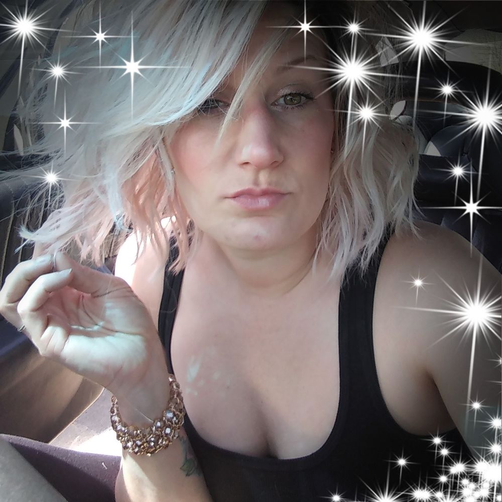 Meet your Posher, Charlotte